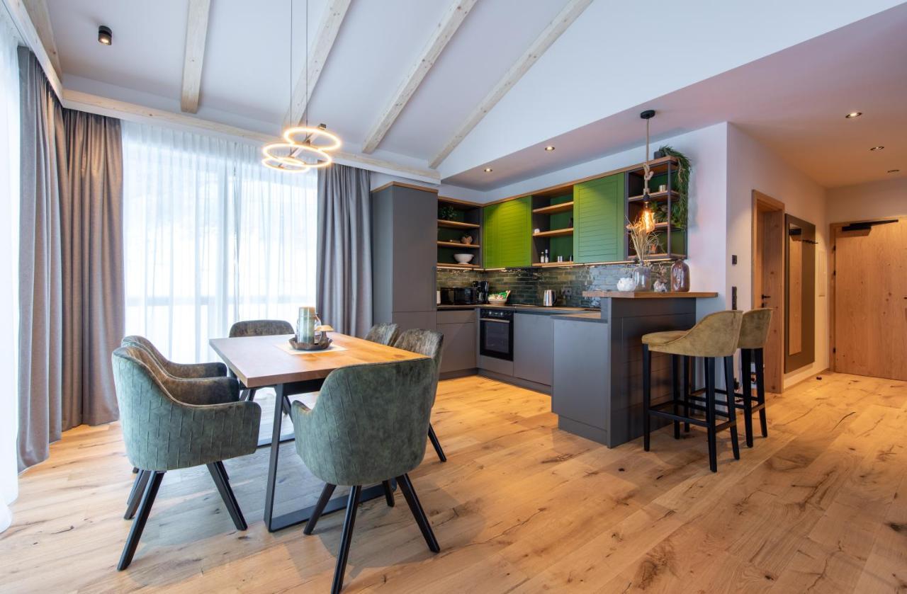 Hoeflehner Premium Eco Lodge Haus im Ennstal Dış mekan fotoğraf
